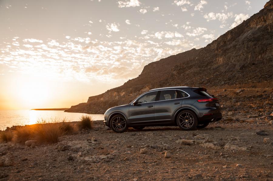  Porsche Cayenne 2017 года  (WW) (фото 13 из 41)